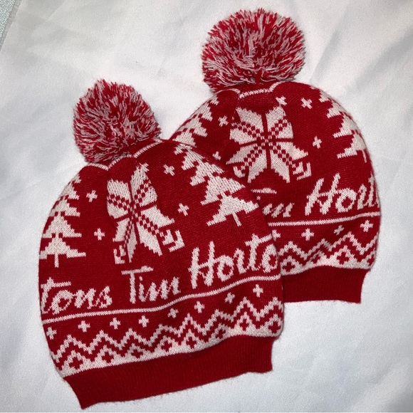 Tim Hortons Cap Kids Size Hat Sherpa Lined Red & White Knit Winter Toque Pompom - Picture 9 of 13